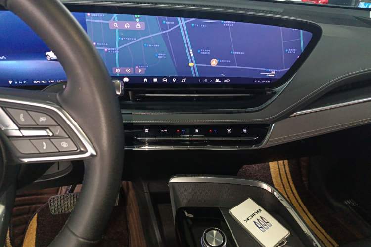 Used Buick E5 2023 Pioneer Edition Audio And AC Panel