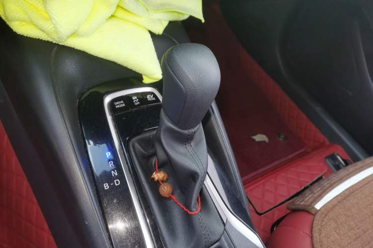 Used Toyota Corolla 2022 Dual-Motor 1.8L E-CVT Pioneer Edition
