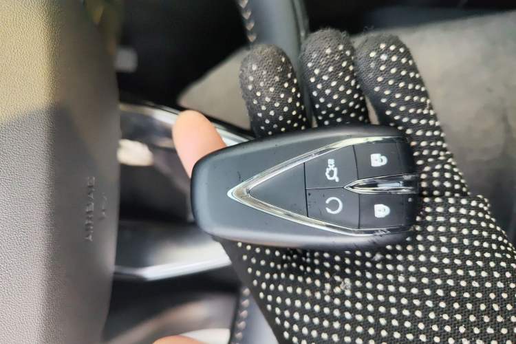 Used Changan CS75 2026 Model PRO 1.5T DCT Prestige 7-Seater