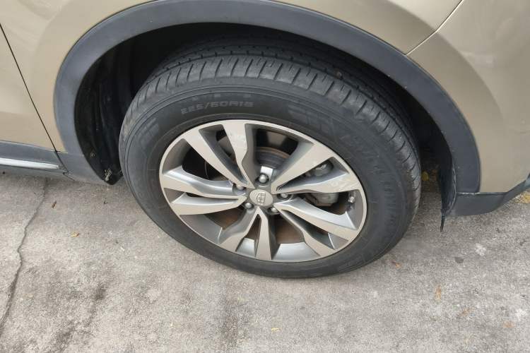 Used Geely Auto Emgrand X7 Sport 2016 1.8TD Automatic ZhiZun Version
