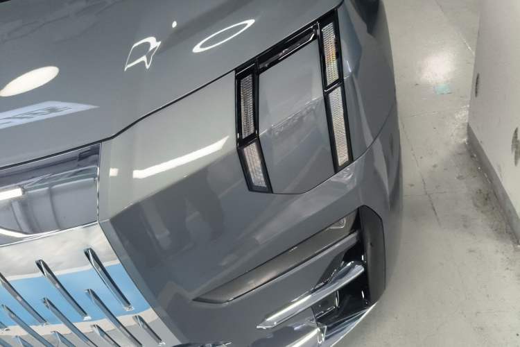 Used Zeekr 009 2024 Six-Seat Executive Version 4WD 108 kWh