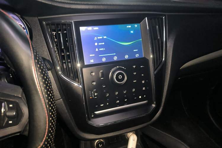 Used Zotye SR7 2016 1.5T Manual Cube Road Edition China IV Standard