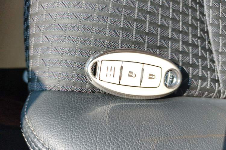 Used Nissan Tiida 2019 1.6L CVT Smart Drive Version China VI Standard