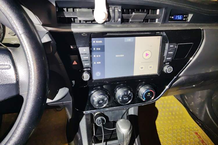 Used Toyota Corolla 2014 1.6L CVT GL Audio And AC Panel