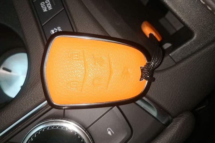 Used Cadillac XT6 2022 2.0T Six-Seater Four-Wheel Drive Luxury Version Vehicle Key