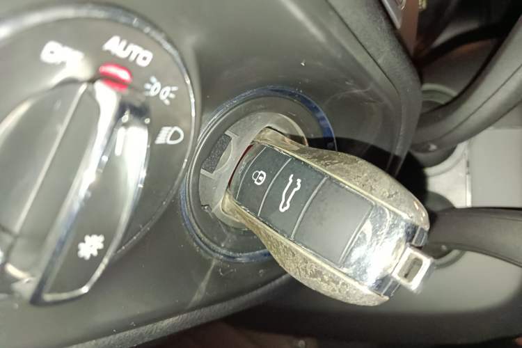 Used Porsche Macan 2017 Macan 2.0T Vehicle Key