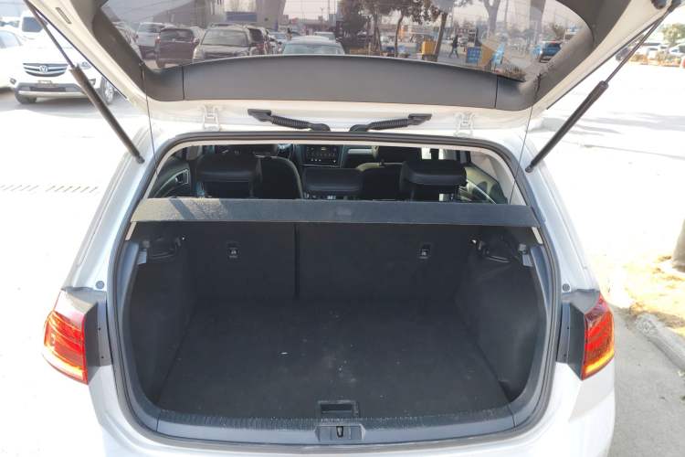 Used Volkswagen Golf 2020 Zhiai Edition 280TSI DSG Comfort Model
