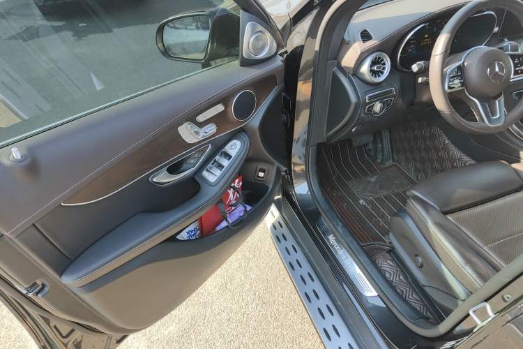 Used Mercedes-Benz GLC 2021 GLC 260 L 4MATIC Luxury Model
