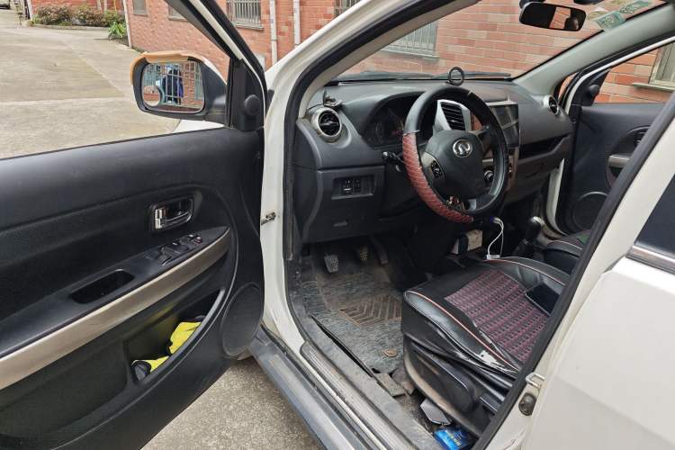 Used Great Wall M4 2012 1.5L Manual Comfort Version Driver Seat