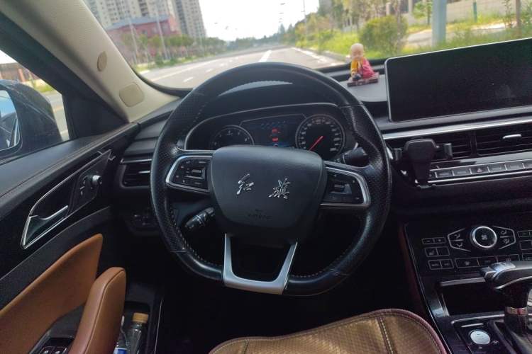 Used Hongqi H5 2019 30TD Smart Connect Dynamic Edition Steering Wheel