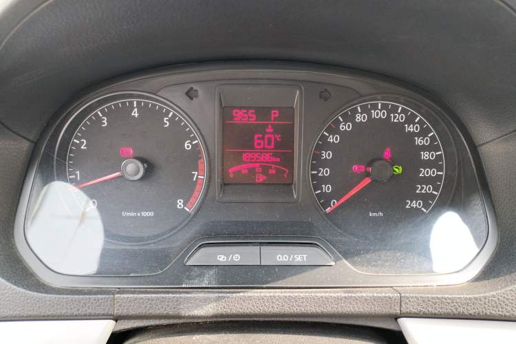 Used Volkswagen Jetta 2015 1.6L Automatic Comfort Model Odometer Close Up