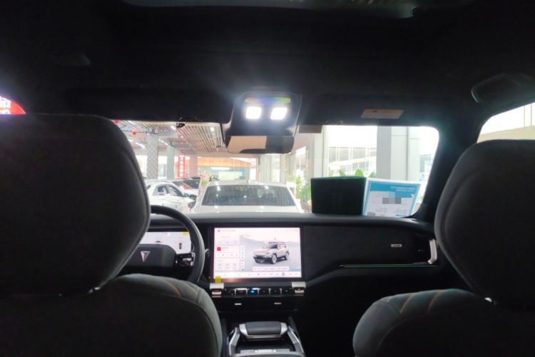 Used Deepal G318 2024 Four-Wheel-Drive Air Suspension Model Headliner