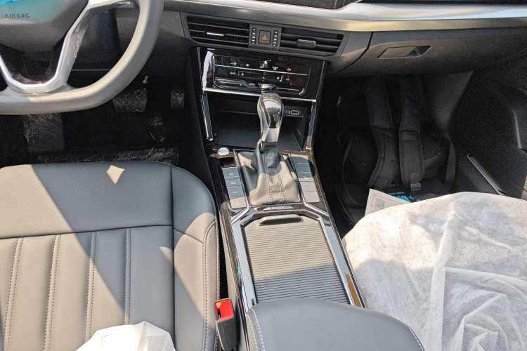 Used Volkswagen Passat New Energy 2025 430 PHEV Hybrid Business Edition Gear Lever