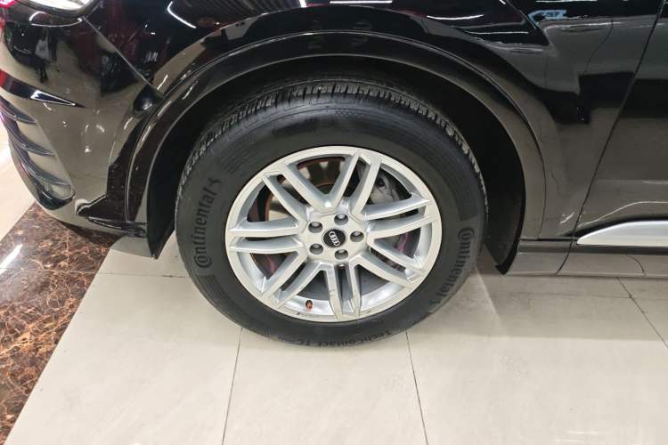Used Audi Q7 2019 45 TFSI Comfort Model