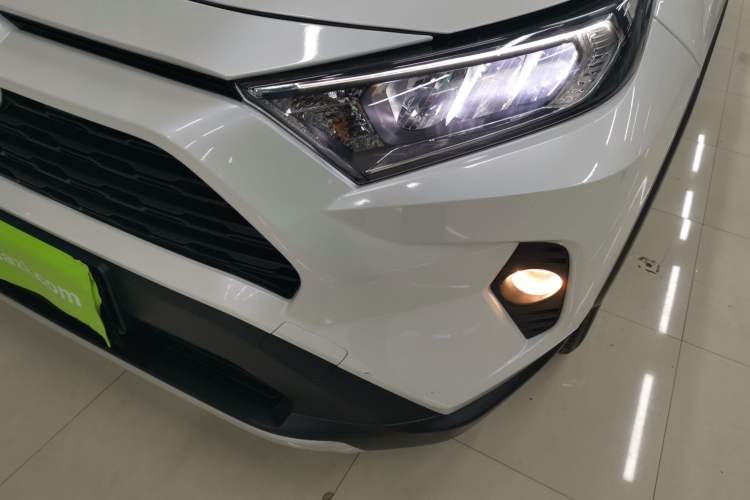 Used Toyota RAV4 2020 2.0L CVT Two-Wheel Drive Fashion PLUS Edition Left Front Headlight