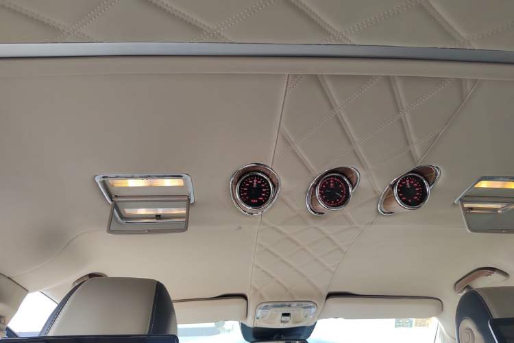 Used Mercedes-Benz V-Class 2016 V 260 Avantgarde Edition
