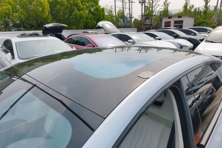 Used Hyptec GT 2023 560 Rear-Drive Tech Edition Roof