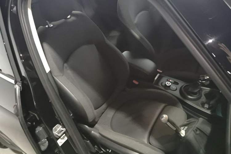 Used MINI Countryman 2019 2.0T COOPER S ALL4 Classic Edition
