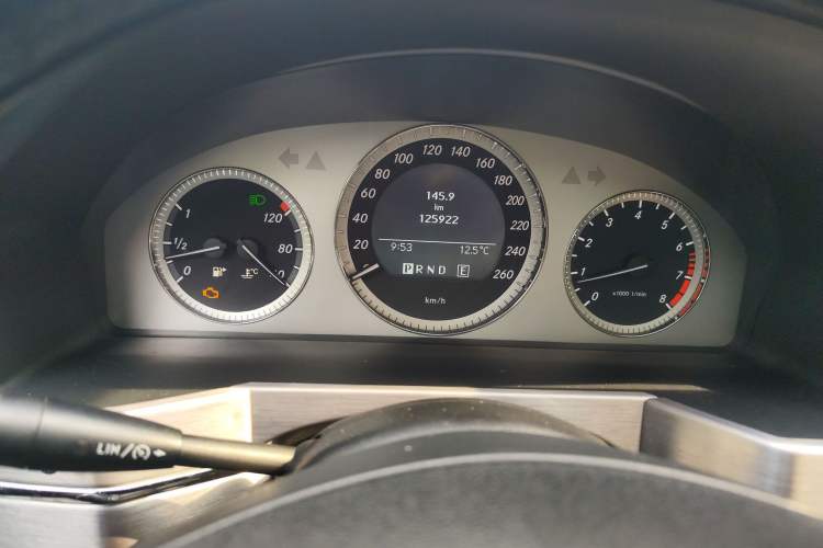 Used Mercedes-Benz GLK-Class 2012 GLK 300 4MATIC Fashion Model