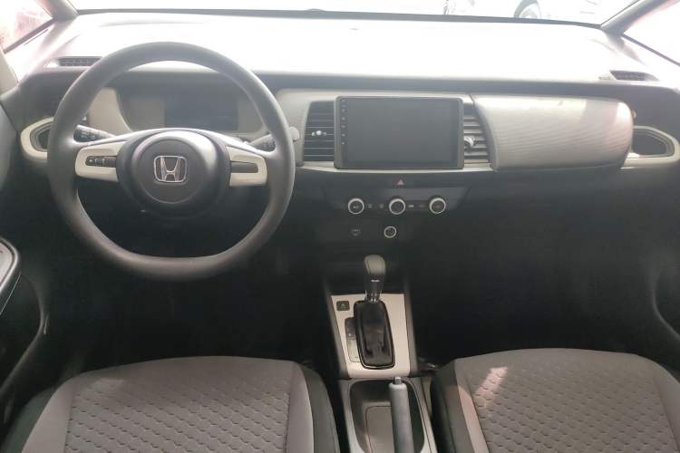 Used Honda Fit 2023 1.5L CVT Trend Edition Center Console
