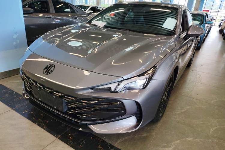 Used MG 7 2023 1.5T DCT Luxurious Supreme Edition