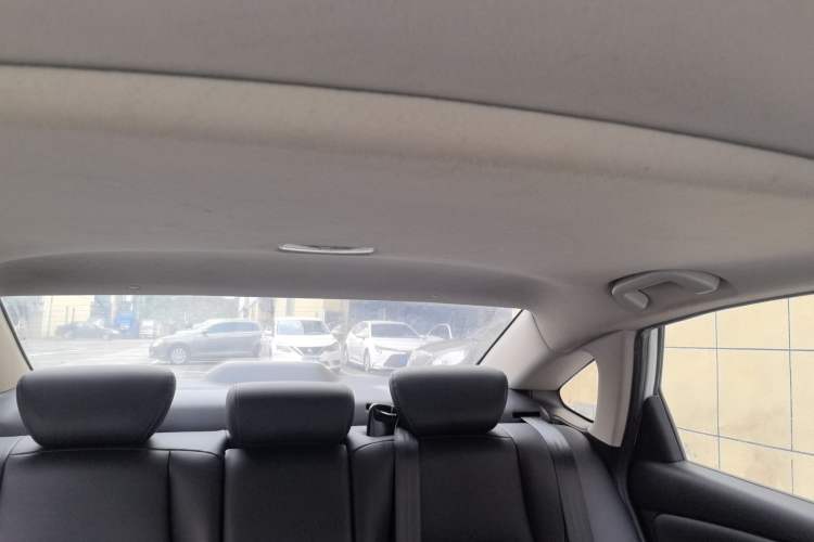 Used Honda Envix 2019 180TURBO CVT Enjoyment Edition China VI Headliner