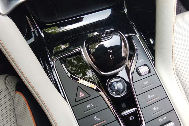 Used BYD Song PLUS New Energy 2021 DM-i 110KM Flagship PLUS Gear Lever