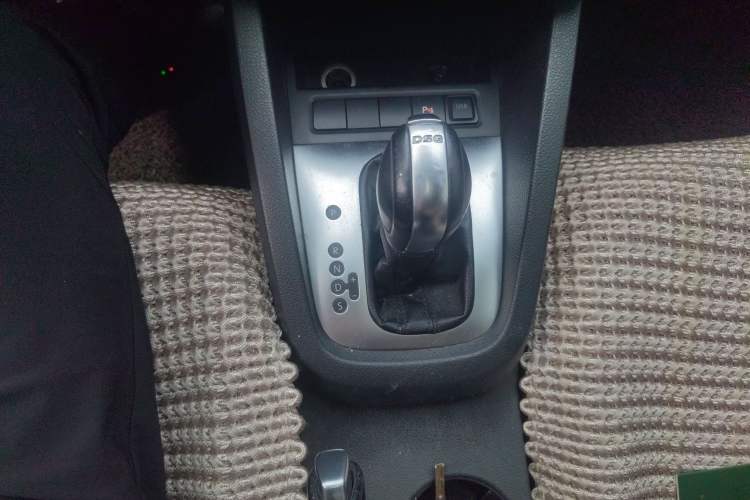 Used Volkswagen Sagitar 2012 1.4TSI Automatic Luxury Edition