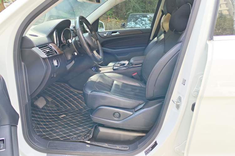 Used Mercedes-Benz GLE 2017 GLE 320 4MATIC Luxury Model