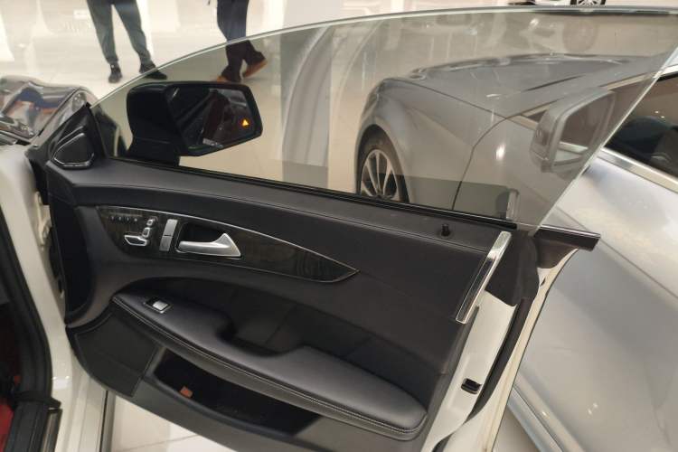 Used Mercedes-Benz CLS 2016 CLS 260 Elegant Edition
