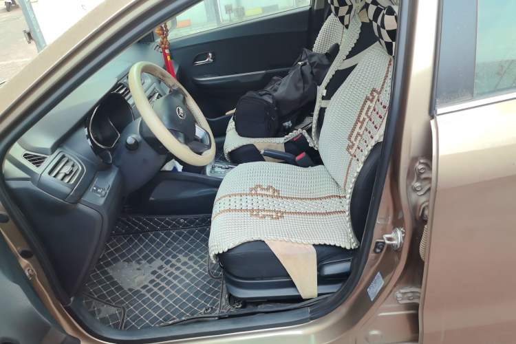 Used Kia K2 2012 Sedan 1.4L Automatic GLS Commemorative Edition