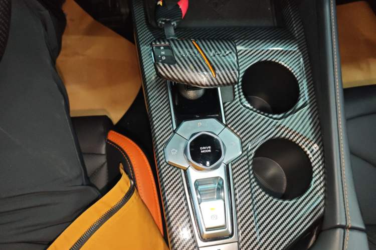 Used CHANGAN UNI-V 2024 1.5T High-Energy Version