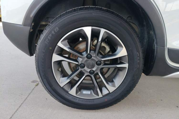 Used Geely Auto Vision X3 2019 Upgraded Model 1.5L CVT Elite Version