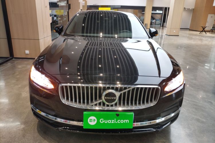 Used Volvo S90 2025 B5 Zhiyuan Luxury Edition Front