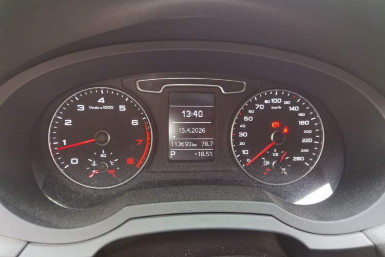 Used Audi Q3 2015 35 TFSI Comfort Model Instrument Cluster
