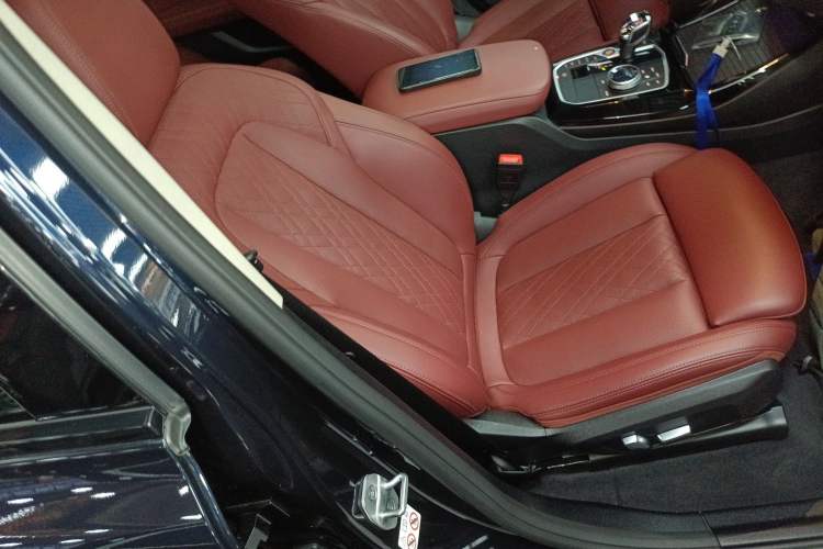 Used BMW X3 2022 xDrive30i Luxury Model M Night Sky Package Right Front Seat