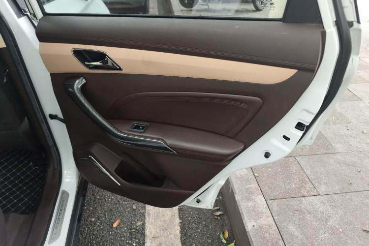 Used Leopaard CS9 2018 1.5T CVT Jingrui Model Interior 6