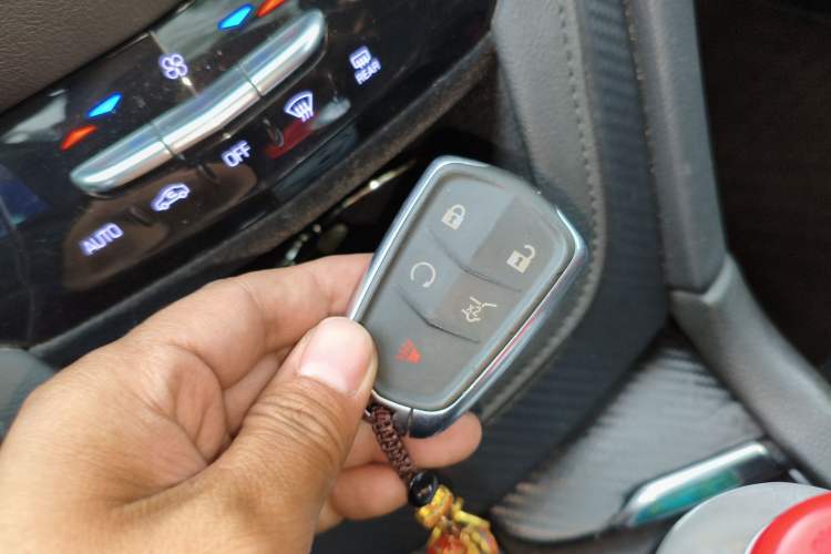 Used Cadillac XT5 2018 28T Four-Wheel Drive Luxury Model Vehicle Key