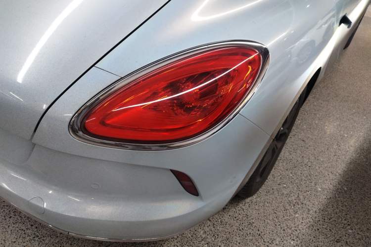 Used ORA Lightning Cat 2022 555 km Luxury Edition