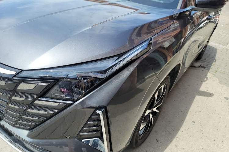 Used CHANGAN UNI-Z New Energy 2024 Blue Whale Smart Electric iDD 125km Beyond Edition
