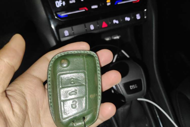 Used Skoda Karoq 2022 TSI280 Luxury Edition Vehicle Key