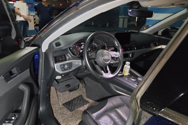 Used Audi A5 2019 Sportback 40 TFSI Fashion Model Driver Seat