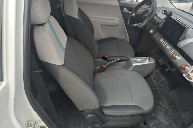 Used CHANGAN NEVO Lumin 2024 205km Launch Edition Right Front Seat