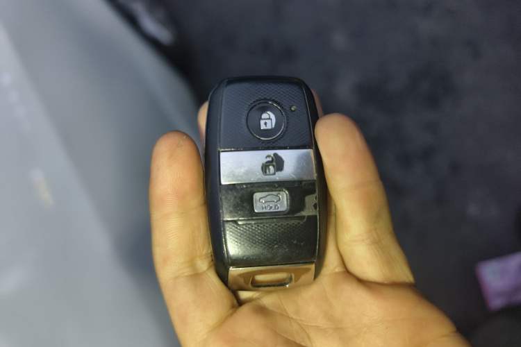 Used Kia K3 2015 1.6L Automatic GLS
