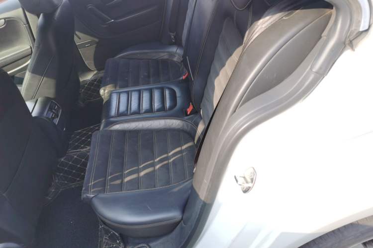 Used Volkswagen FAW-Volkswagen CC 2016 2.0 TSI Luxury Model
