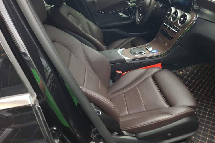 Used Mercedes-Benz GLC 2020 Facelift GLC 260 L 4MATIC Luxury Edition