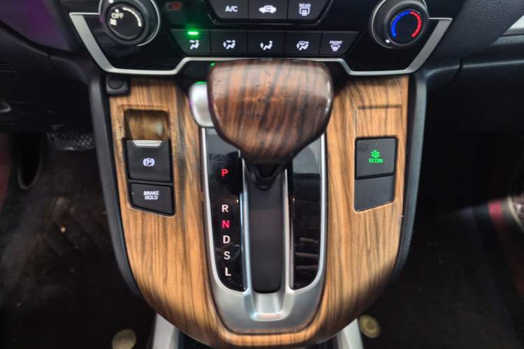 Used Honda CR-V 2019 240TURBO CVT 2WD Comfort Version China VI Emission Standard Gear Lever