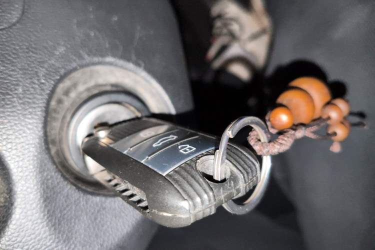 Used Roewe RX5 2018 20T Two-Wheel Drive Manual Flagship Edition Vehicle Key