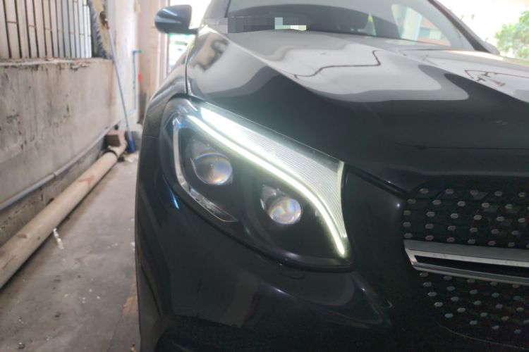 Used Mercedes-Benz GLC 2017 GLC 300 4MATIC Sport Edition Right Front Headlight