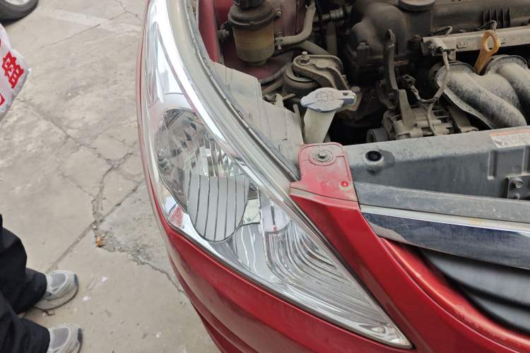 Used Hyundai Verna (older generation) 2010 Sedan 1.4L Automatic Comfort Model GS
